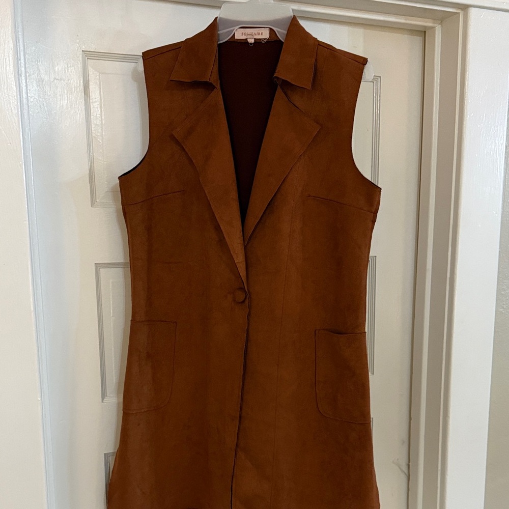 Solitaire Rich Brown Front Button Sleeveless Faux Suede Vest Sz medium